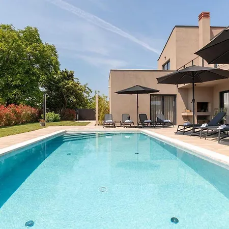 Vakantiehuis Perlin *