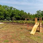 Perlin Feriehus Višnjan
