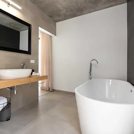 度假居 Perlin Farini