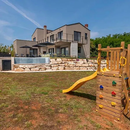 Perlin Сasa de vacaciones Višnjan