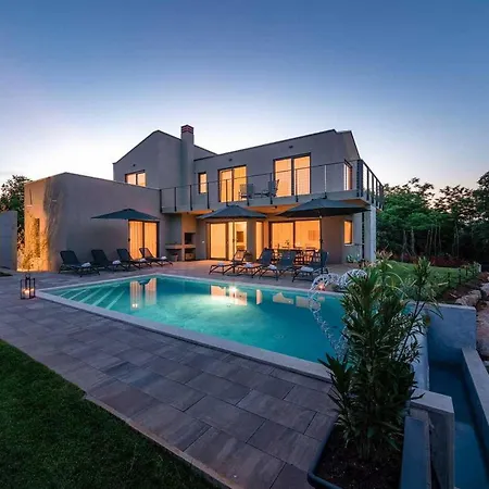 Perlin Holiday home